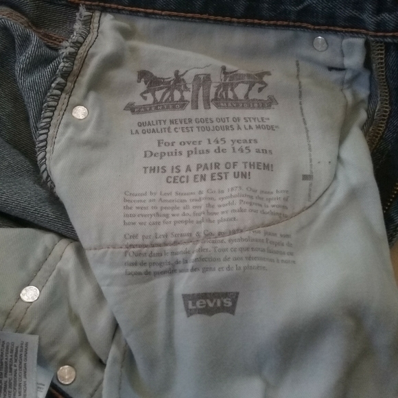 LEVI'S STRAUSS & CO. Men's Denim Jeans - Picture 9 of 11